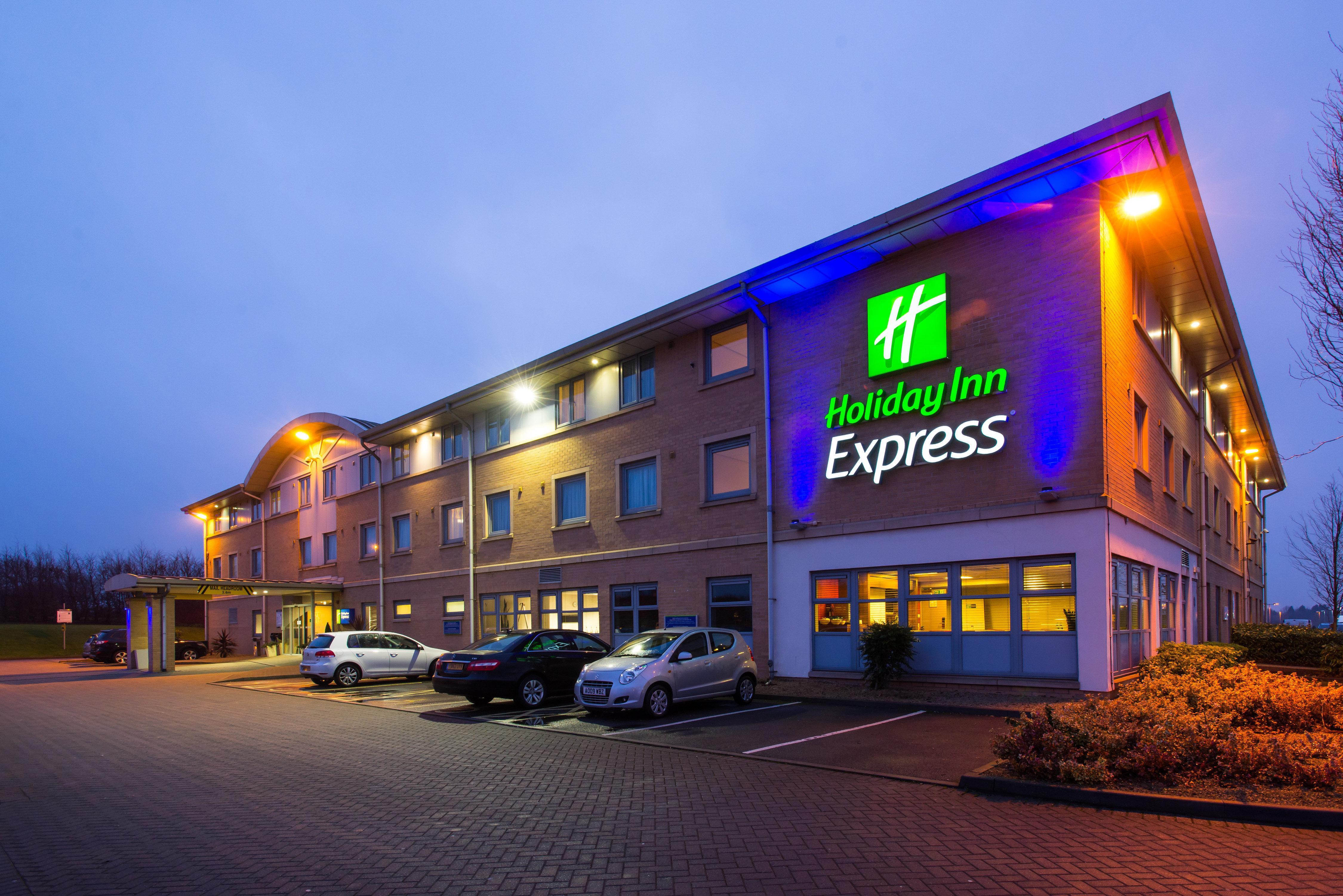 Holiday Inn Express East Midlands Airport By Ihg Castle Donington Luaran gambar