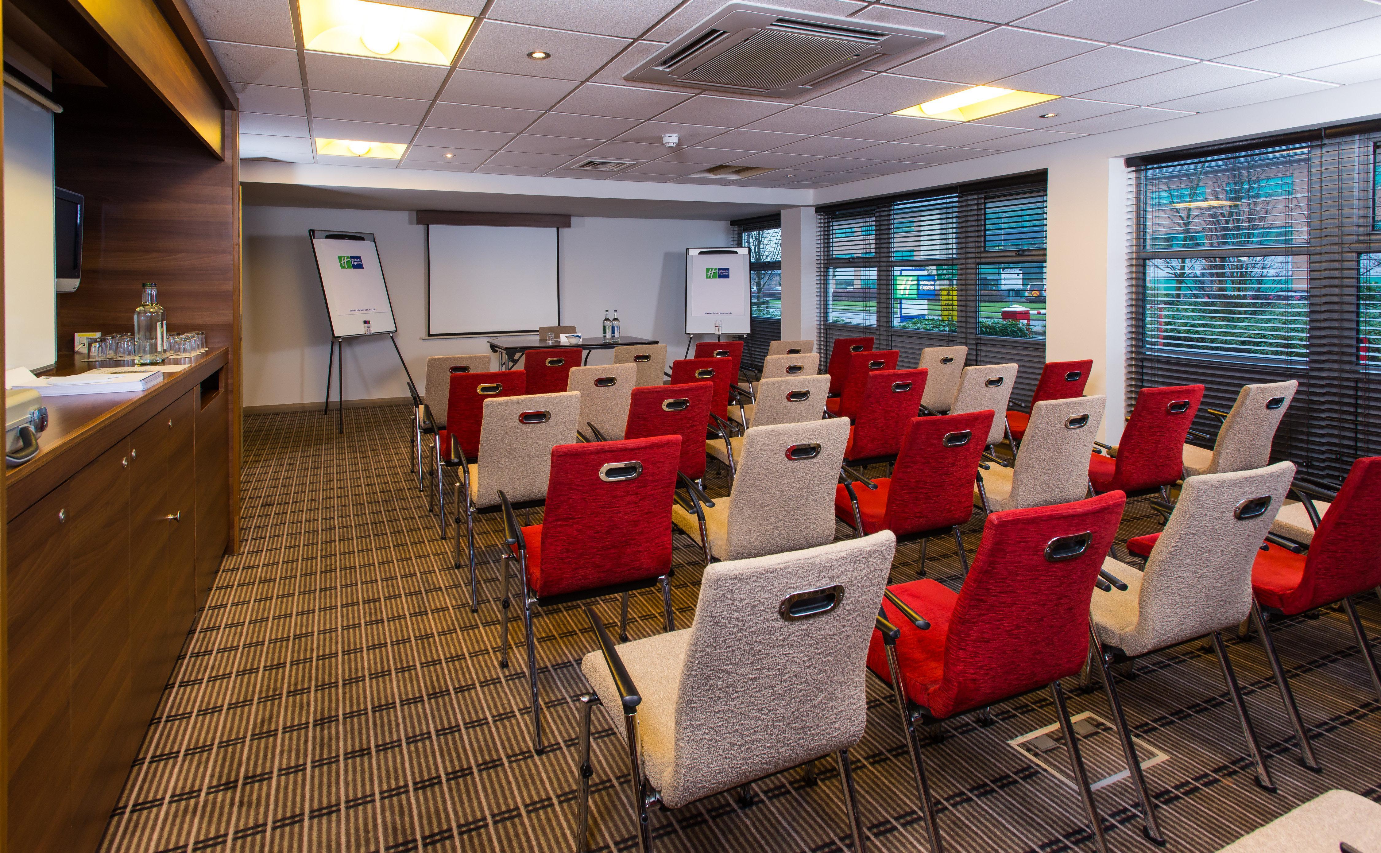 Holiday Inn Express East Midlands Airport By Ihg Castle Donington Luaran gambar