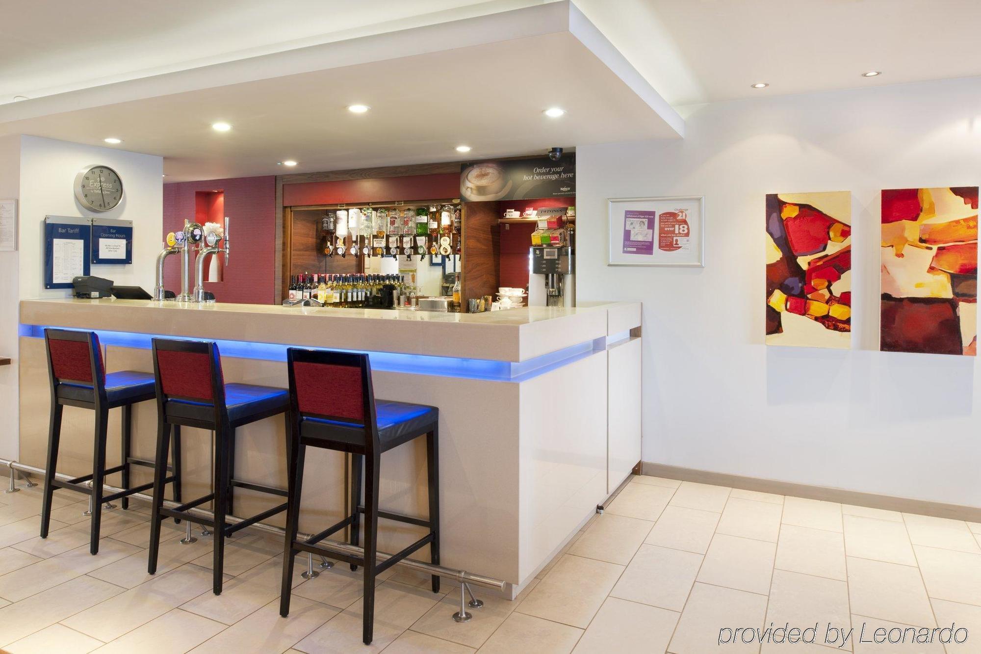 Holiday Inn Express East Midlands Airport By Ihg Castle Donington Luaran gambar