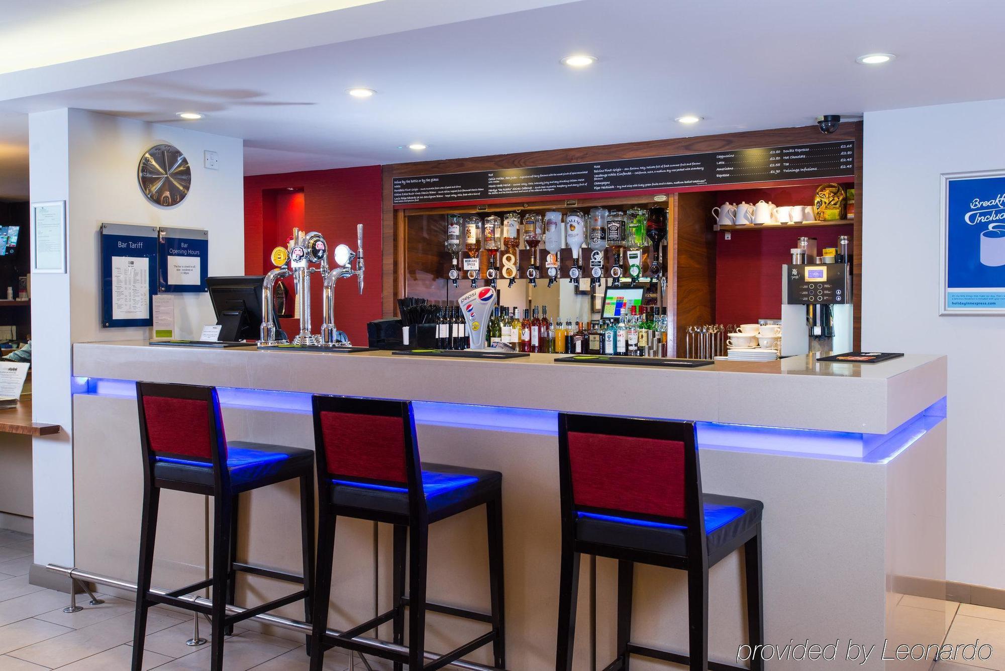 Holiday Inn Express East Midlands Airport By Ihg Castle Donington Luaran gambar