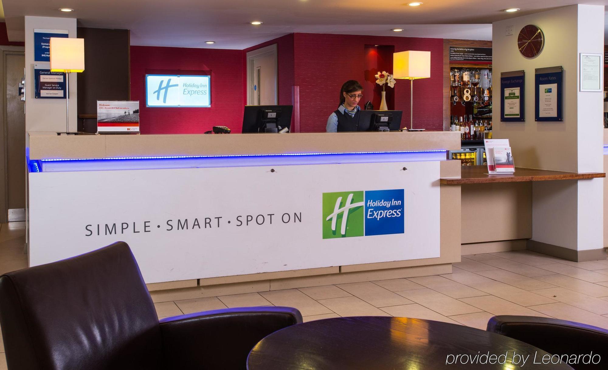 Holiday Inn Express East Midlands Airport By Ihg Castle Donington Luaran gambar