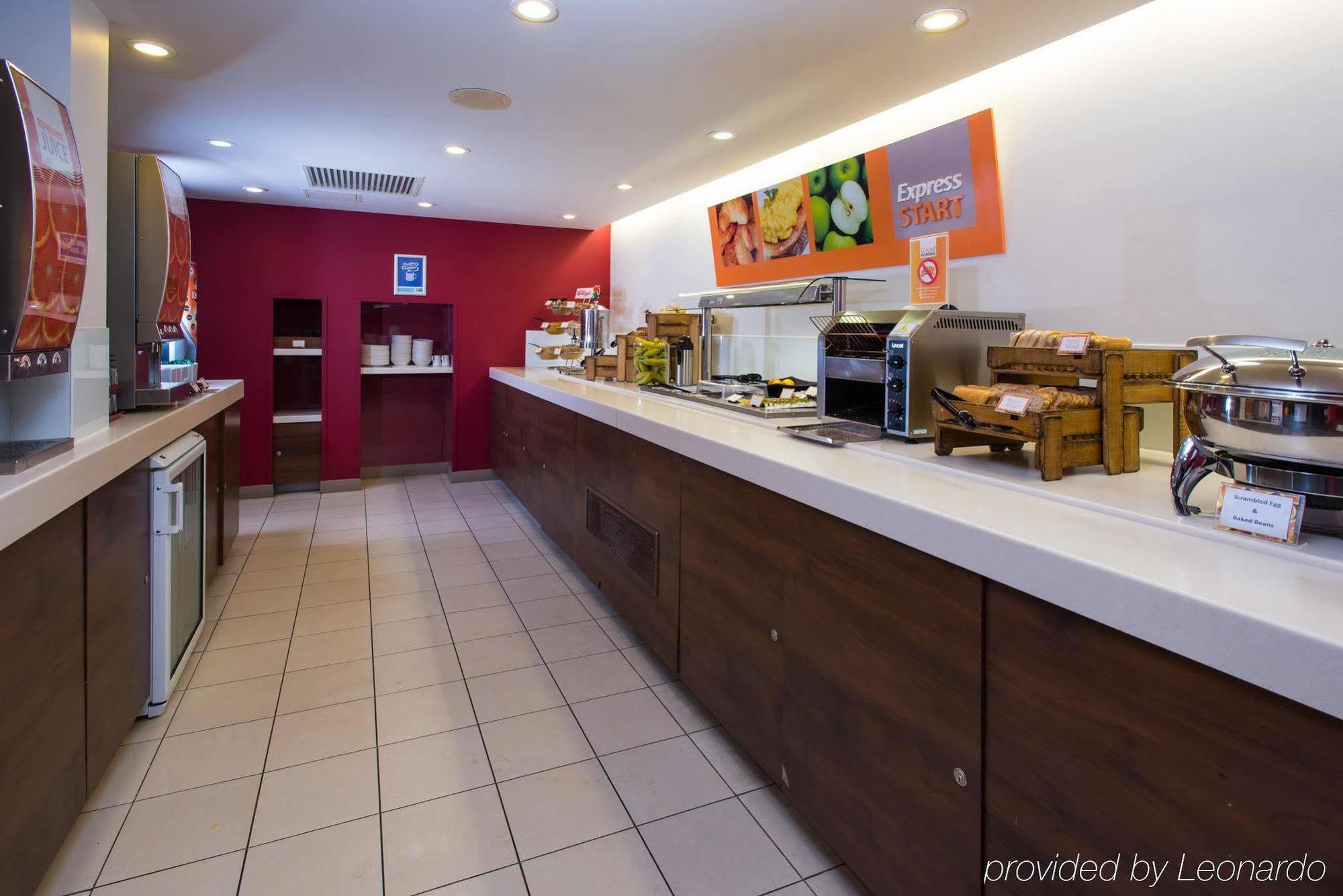 Holiday Inn Express East Midlands Airport By Ihg Castle Donington Luaran gambar